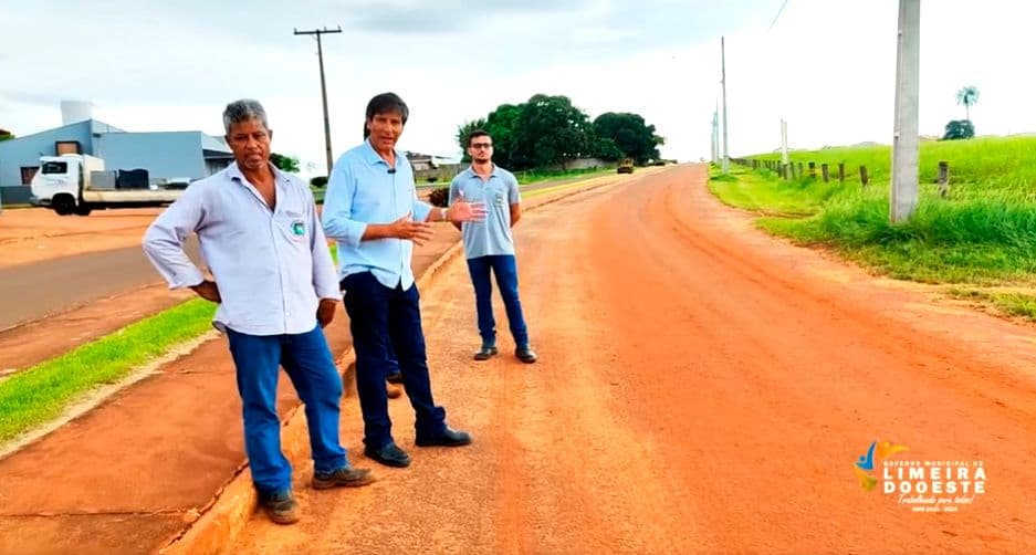 Prefeito Enedino acompanha os trabalhos de ampliação da rede elétrica