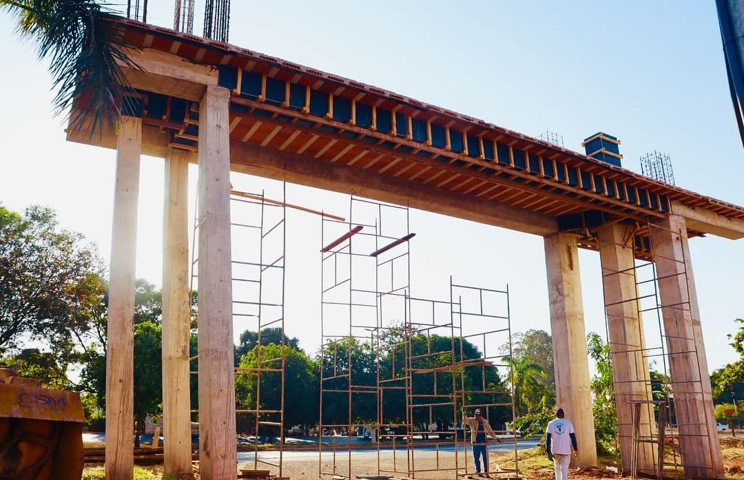 Novo Portal da Entrada esta fase avançada das obras em Planura