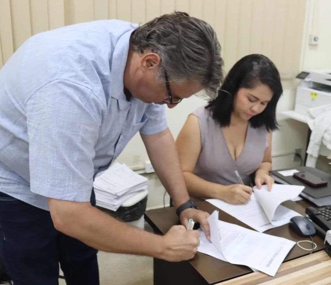 Direção do Frei Gabriel assina contrato com empresa que ficará responsável por revitalizar o Hospital