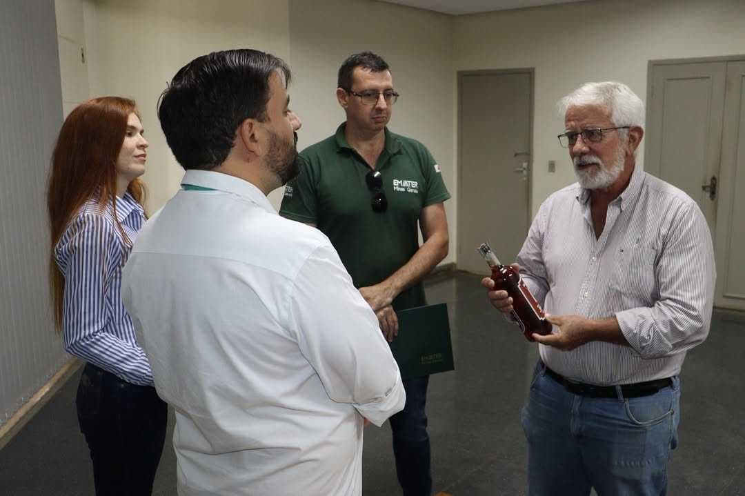 Cachaças de Frutal recebem prêmios em Concurso da Emater