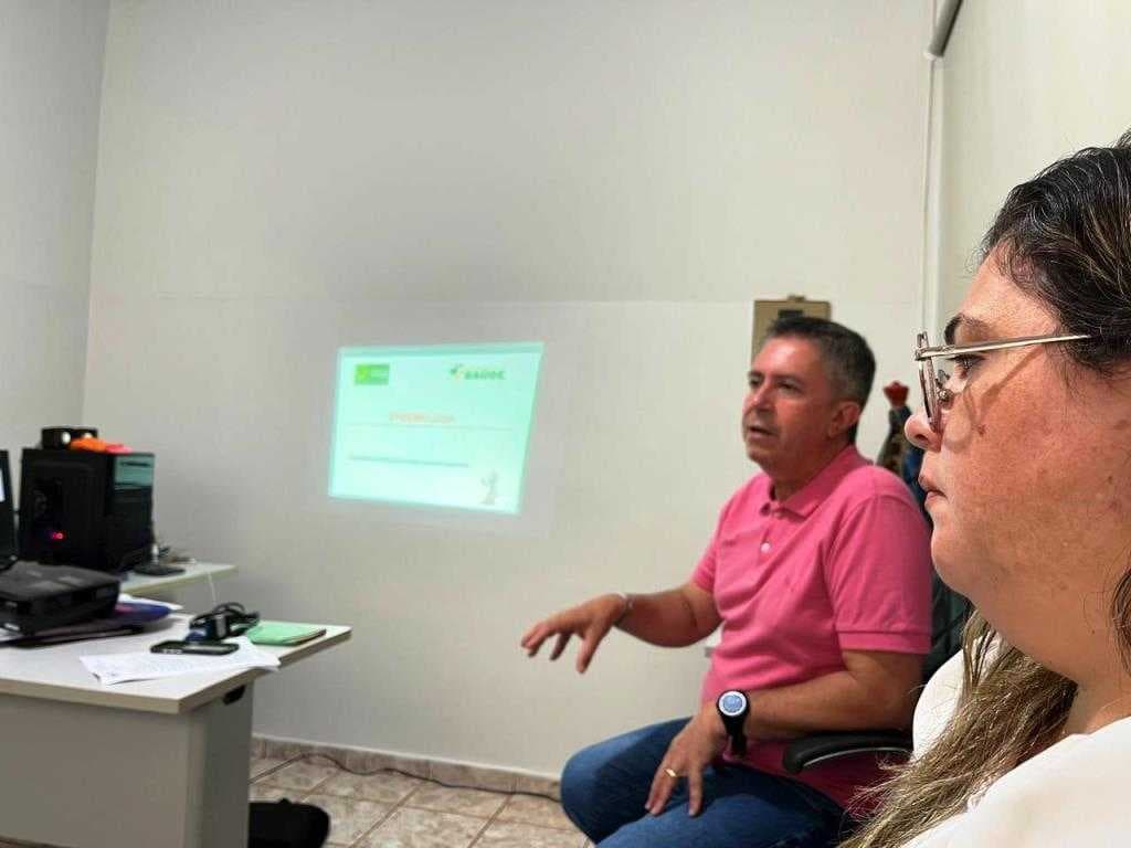 Equipe de Saúde de Campina Verde avaliam índices e reforçam as ações de vacinação