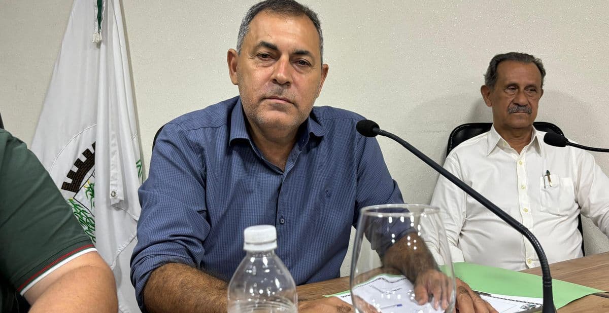 Vereador Edilton Gomes apresenta indicações para melhorias na cidade