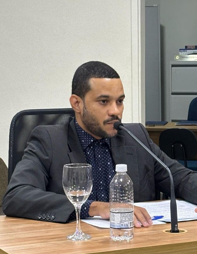 Vereador Charles Jordani solicita recuperação emergencial de estradas e vias urbanas