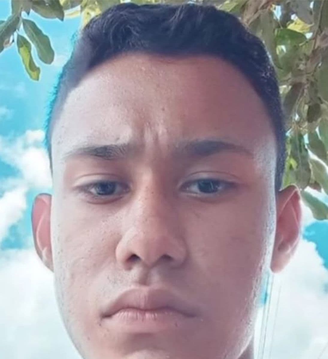 Adolescente é assassinado pela própria mãe enquanto dormia em Buriti Alegre