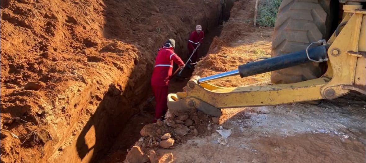 Prefeitura do Prata realiza obras de drenagem no bairro Jardim Gabriela