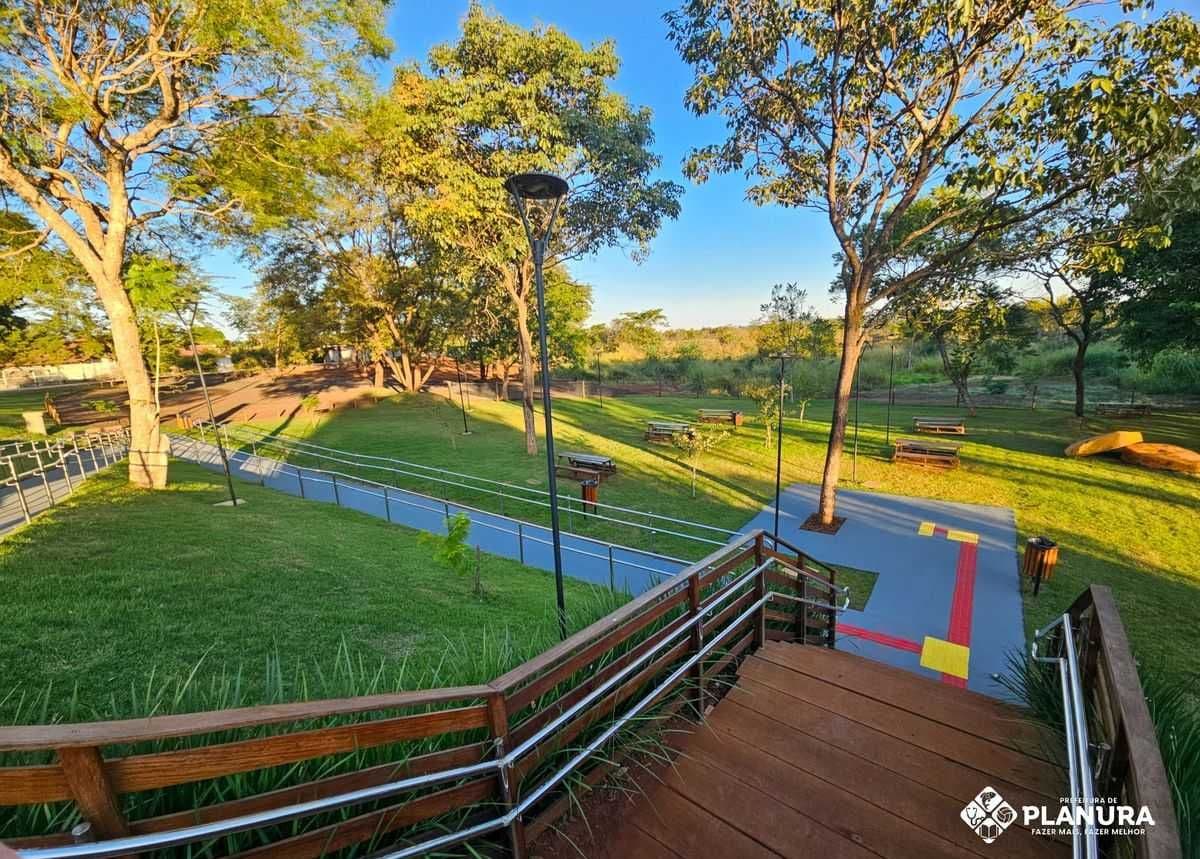 Prefeitura de Planura entrega novas obras de lazer e valorização urbana