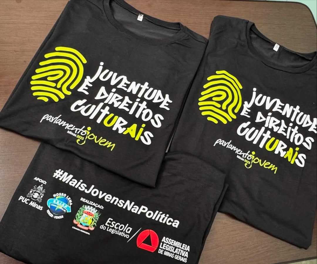 📸 Visita Especial: Jovens do Parlamento Jovem entregam camisetas ao Prefeito e Vice 🤝👕
