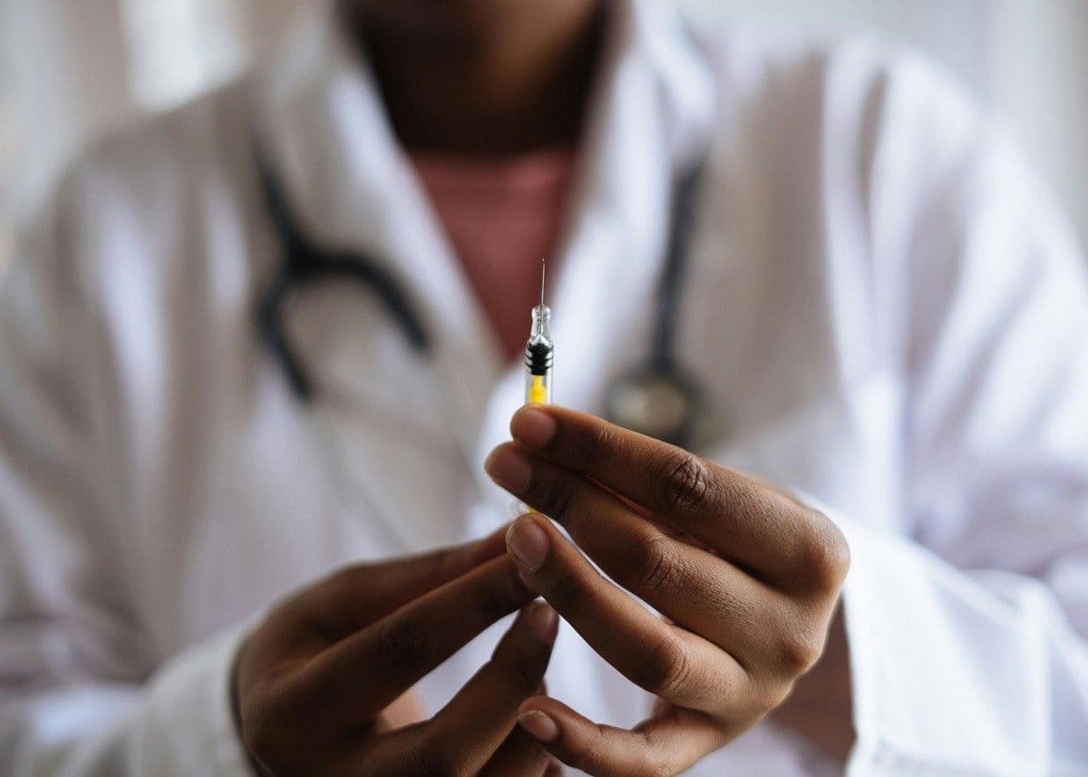 🩺 ERRO MÉDICO: Bebês recebem antídoto contra picada de cobra em vez de vacina em hospital de SC
