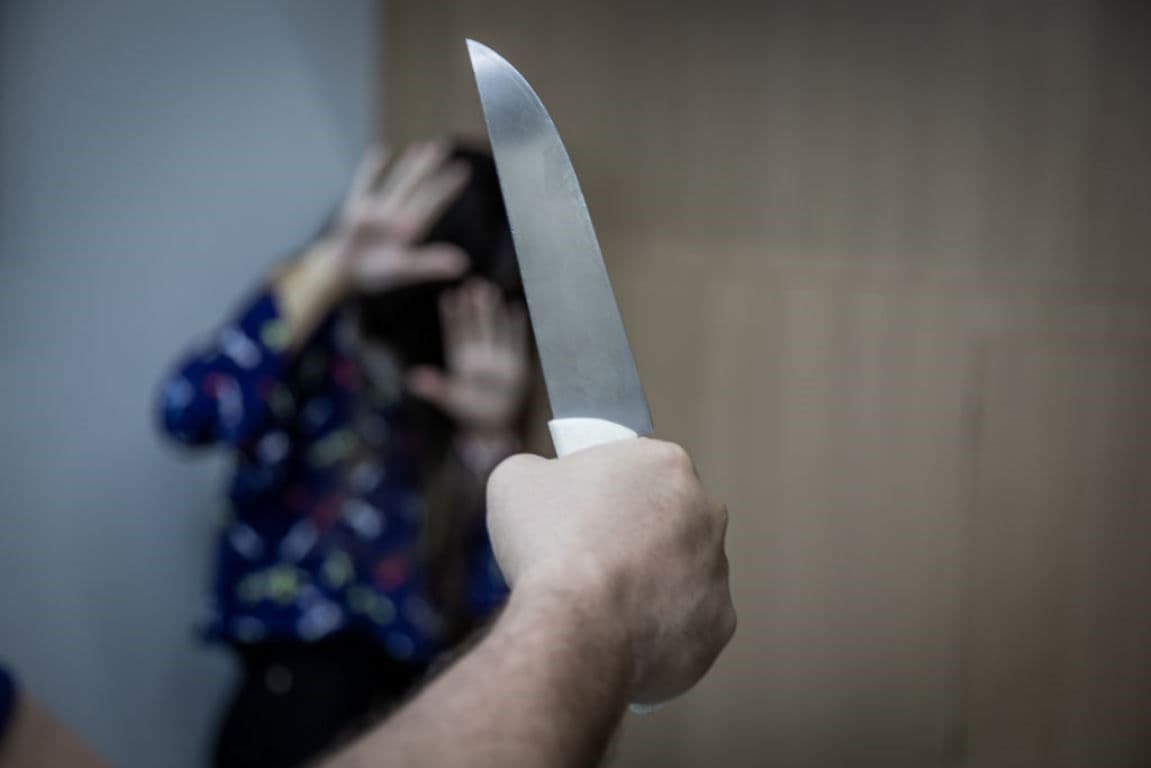 Vítima é esfaqueada após programa no bairro Jardim Ângelo Passuelo, em Fronteira