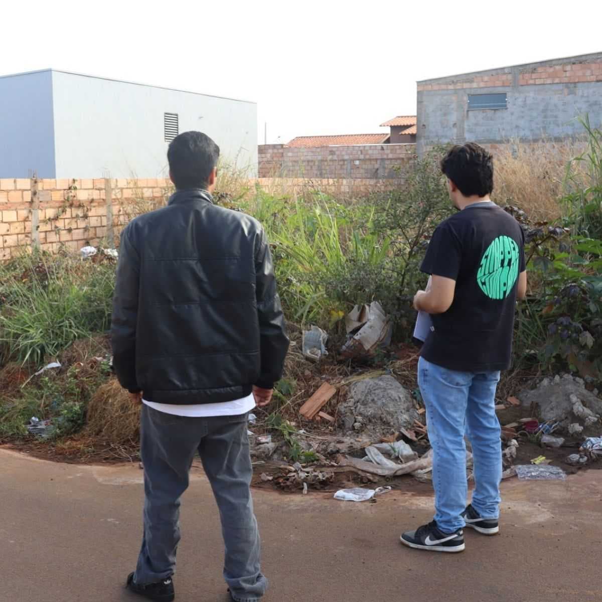Prefeitura de Frutal intensifica fiscalização e aplica novas regras para terrenos baldios