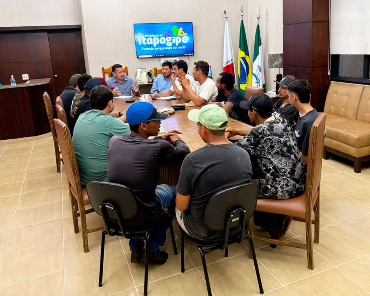 Prefeito e vice-prefeito recebe representantes dos praticantes de wheeling e ouve demandas da modalidade