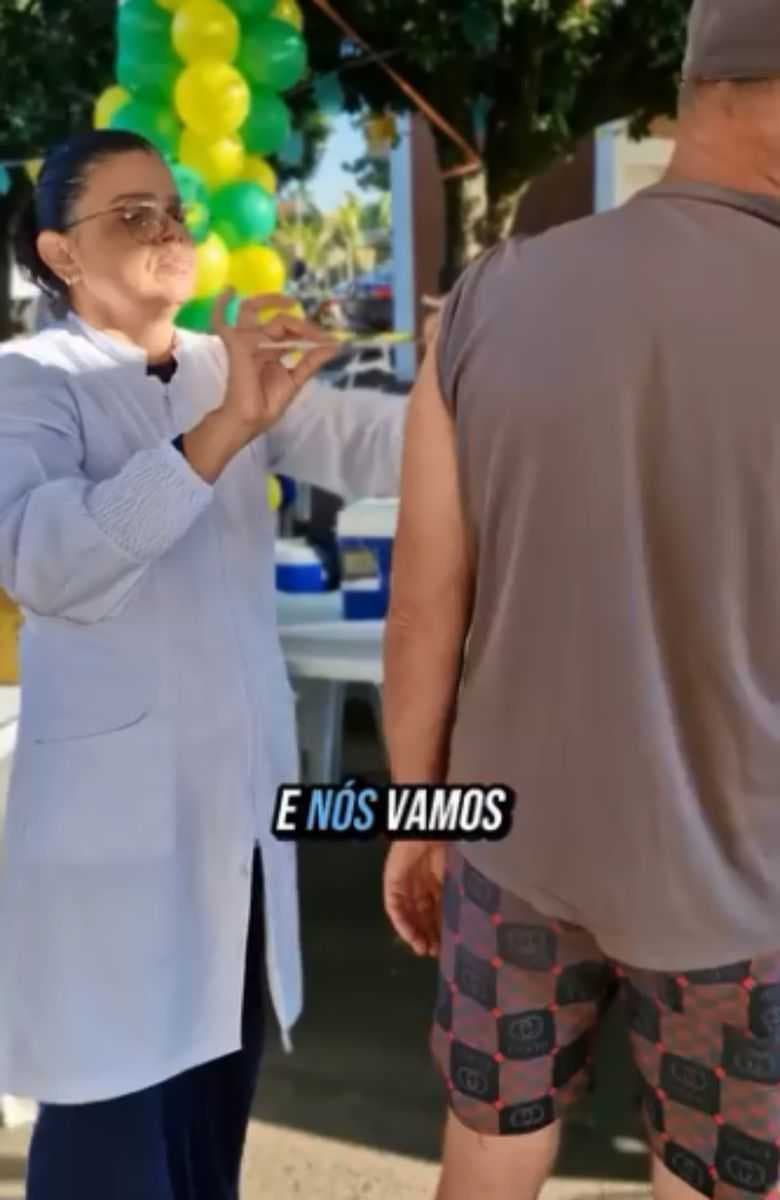 Secretaria de Saúde realiza vacinação contra a gripe durante a Feira Livre em Fronteira