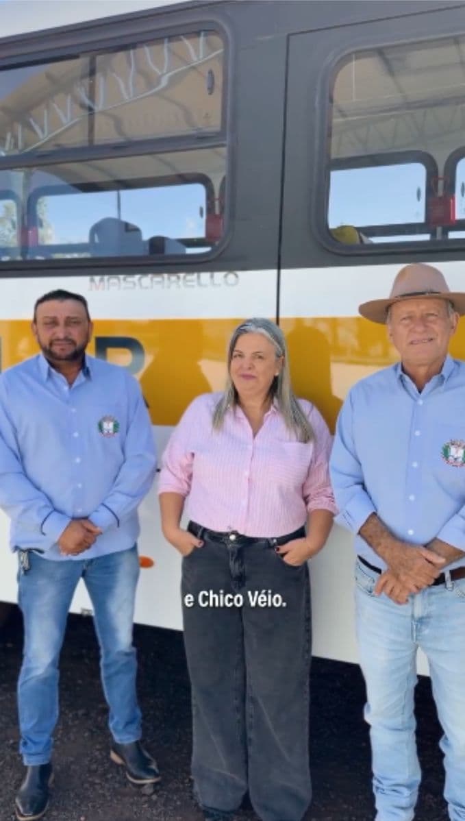 Planura amplia frota do transporte escolar com novo ônibus acessível para estudantes
